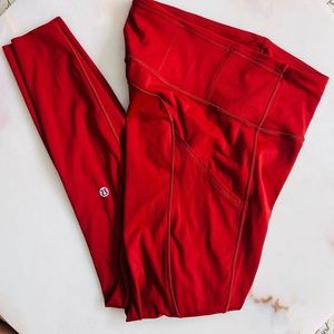 Lululemom fast free  high rise size 4 color like a brick 🧱 orange and red